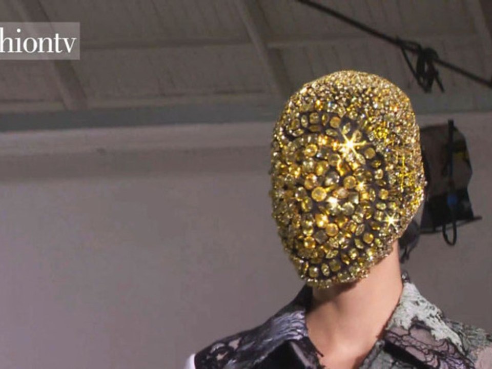 Maison Martin Margiela Couture Fall 2012, Paris | FashionTV