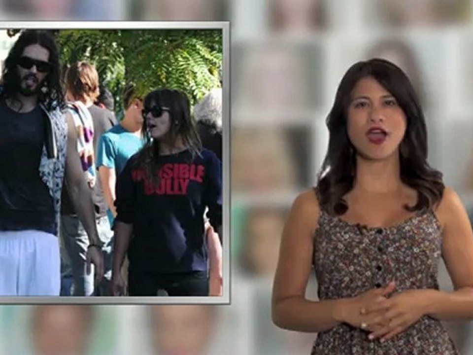 CelebrityBytes: Russell Brands New Girlfriend With a Kiss