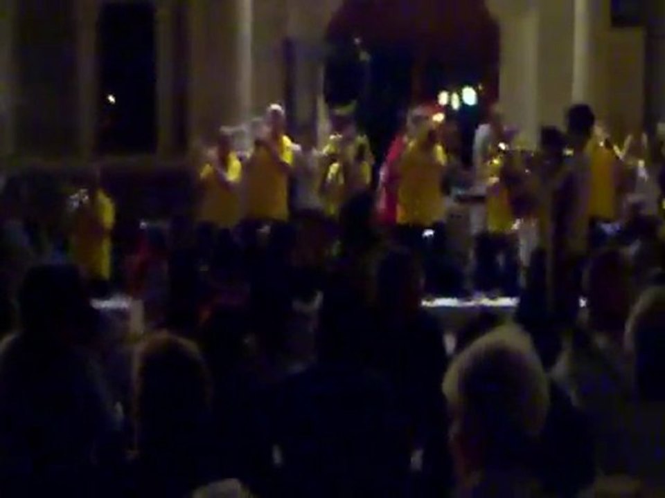 los amigos - animation saint antonin noble val -juillet 2012 ( video 1)