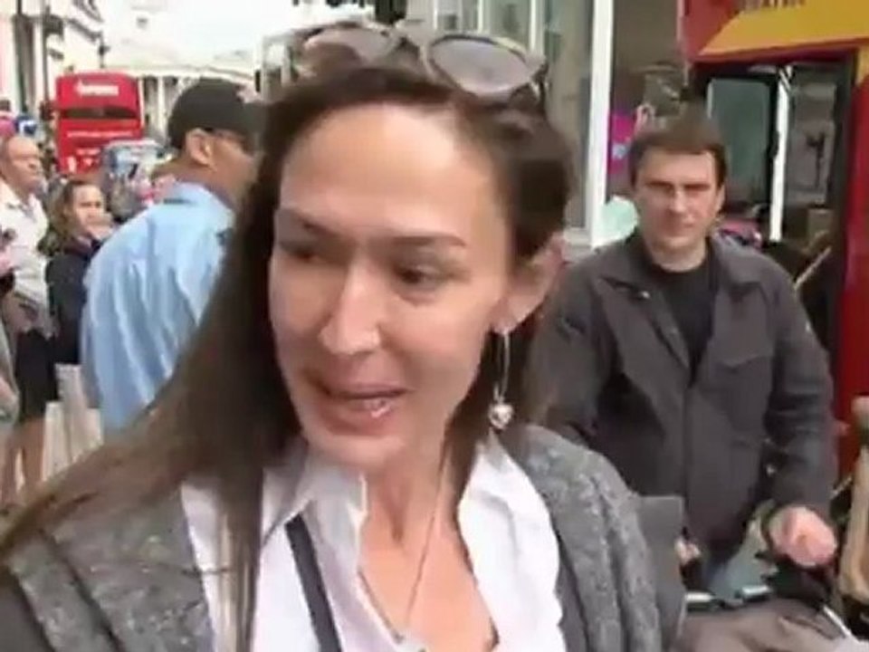 Pop-Up Kunst begeistert Olympia-G?ste in London | Euromaxx