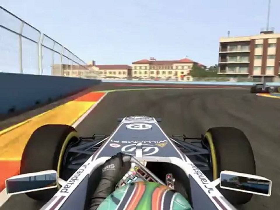 F1 2011 - GP d'Europe - Kier vs Webber (onboard)