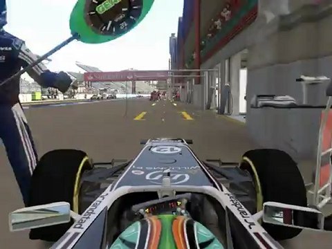 F1 2011 - GP d'Europe - 1er passage aux stands