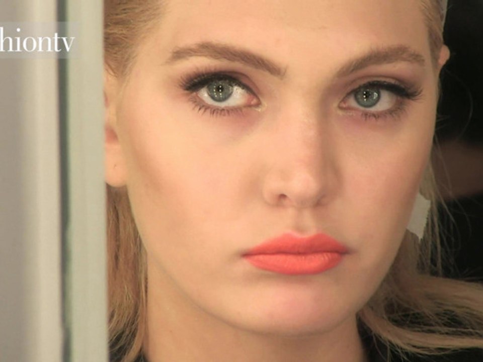 Forum Spring '13 Backstage ft Lais Ribeiro, SPFW | FashionTV