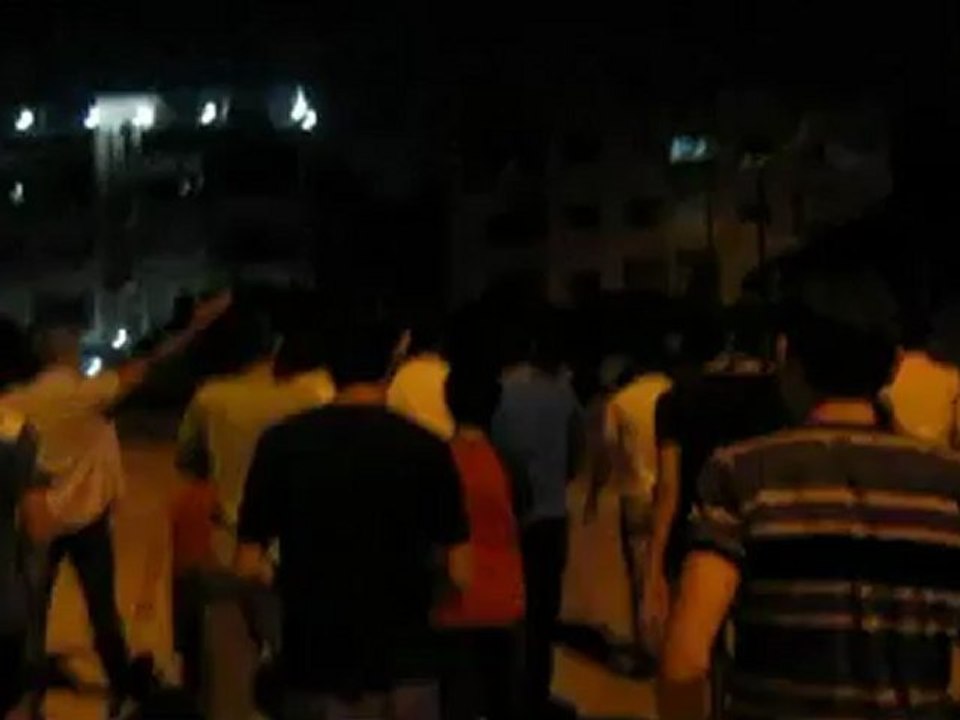 Syria فري برس  حلب حي الزهراء   جامع فاطمة صباحية راائعة وأجمل الهتافات 7 8 2012 ج3