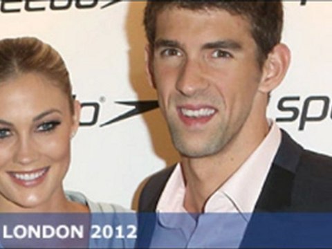 Phelps goes public with new girlfriend
