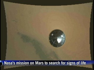 NASA's Mars rover sends back stunning pictures