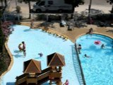 Ardèche : vidéo aérienne de la piscine du camping Les Coudoulets en Ardèche méridionale