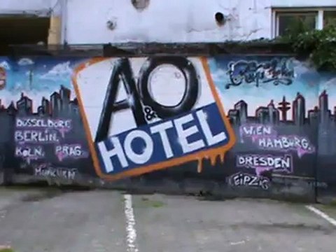 A & O Hotel Reeperbahn Stadthotel 1 Sterne einfache Ausstattung nettes Frühstück von aussen
