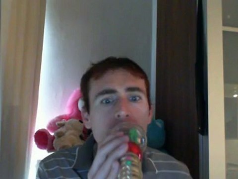 Wiwi égratigne the pretender des Foo Fighters