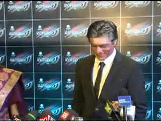 Red Carpet Launching Party Of Outsider With Shahrukh Khan-01