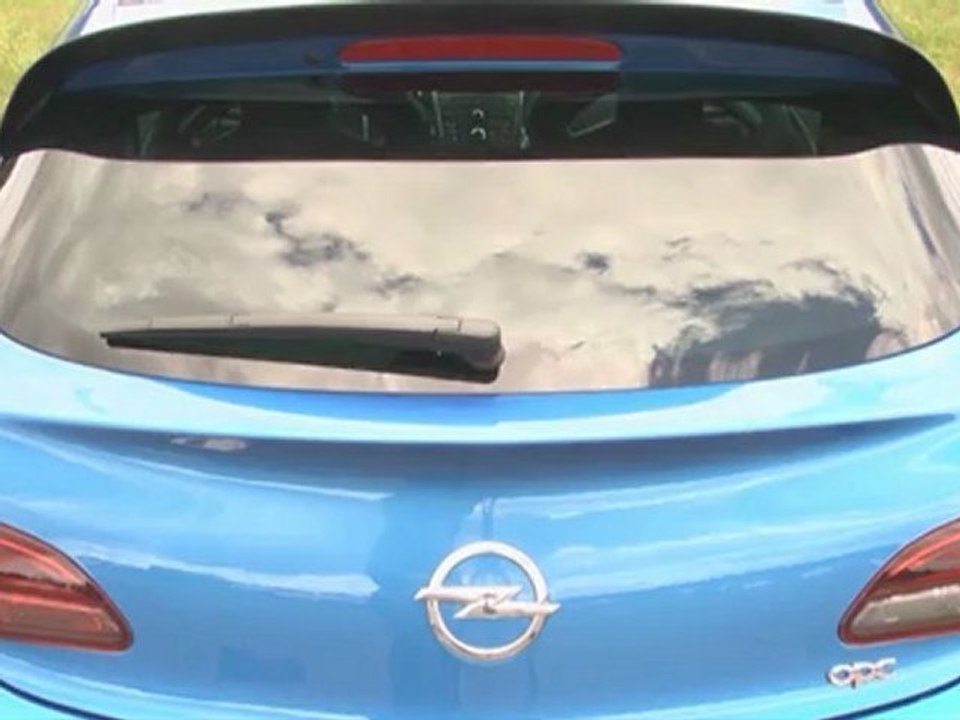Opel Astra OPC - English
