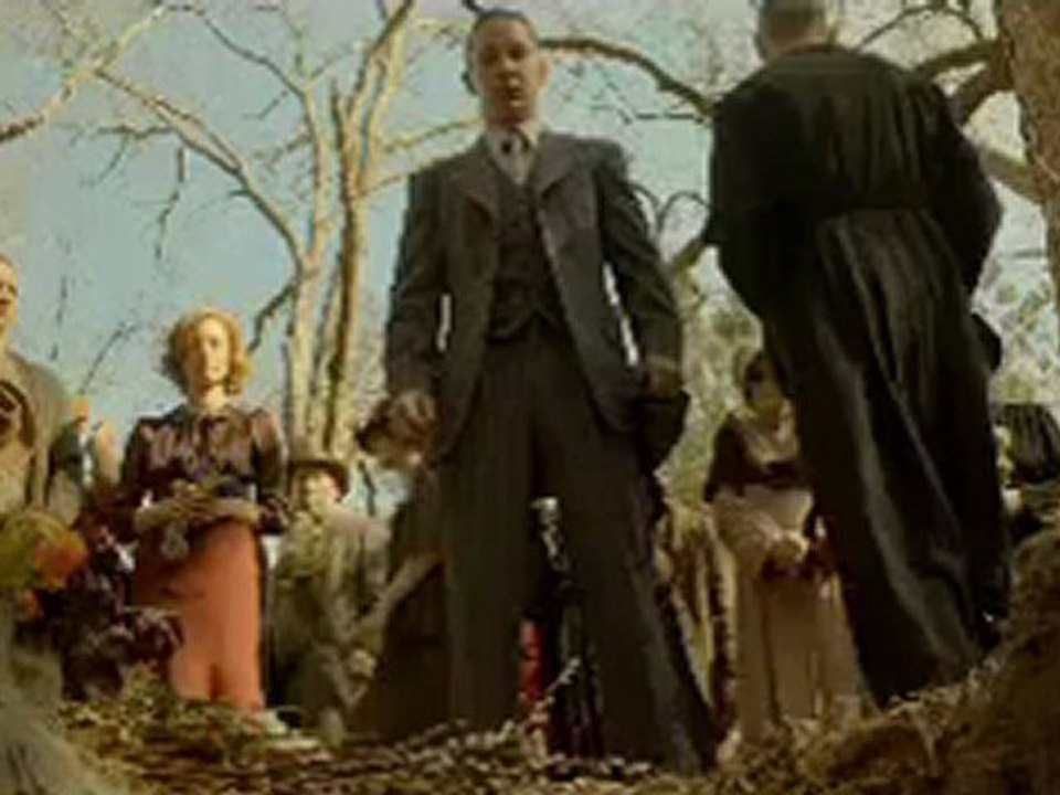 Sin ley (Lawless) - Tráiler Español [360p]