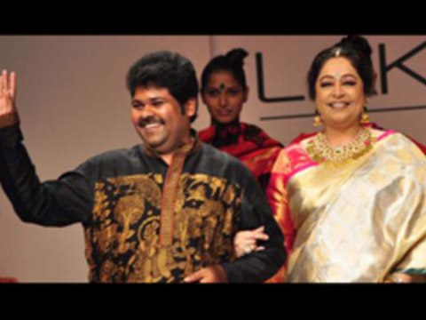 Kirron Kher Walks @ Lakmé Fashion Week - Winter/Festive 2012