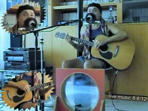 Leven Binyücel - one man band -I Feel Good (James Brown 1966 cover)