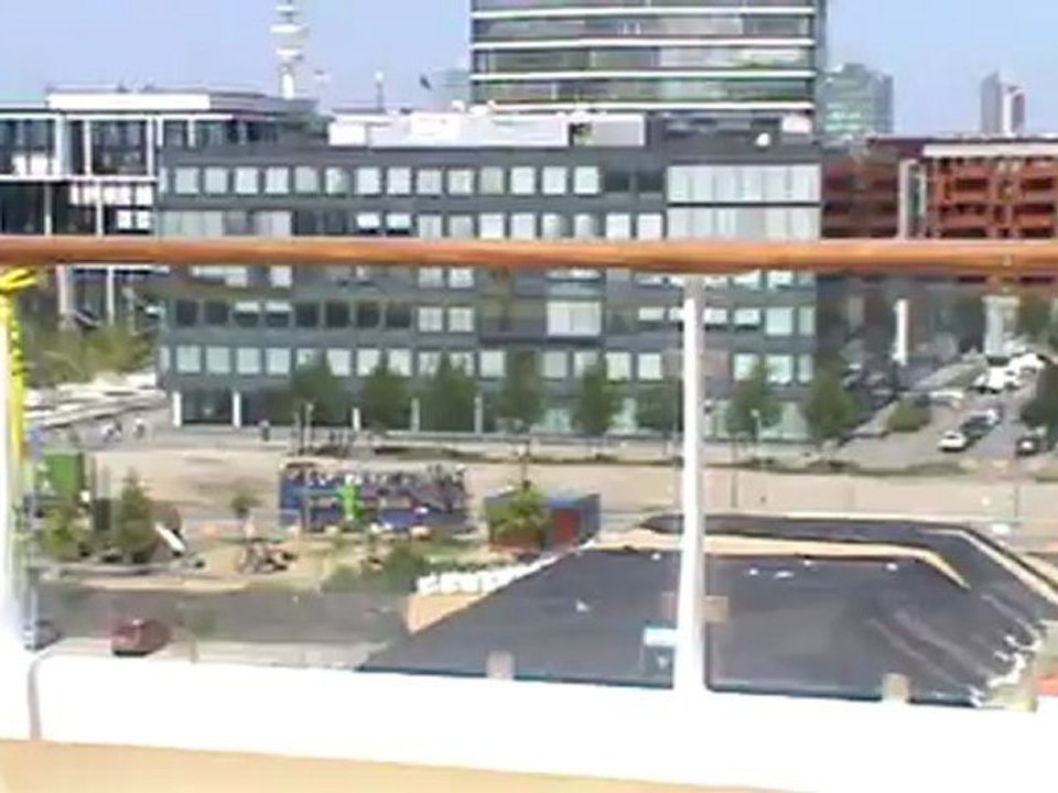 Mein Schiff 2 TUI Cruises die Fellas Hamburg Hafen  Poolbar