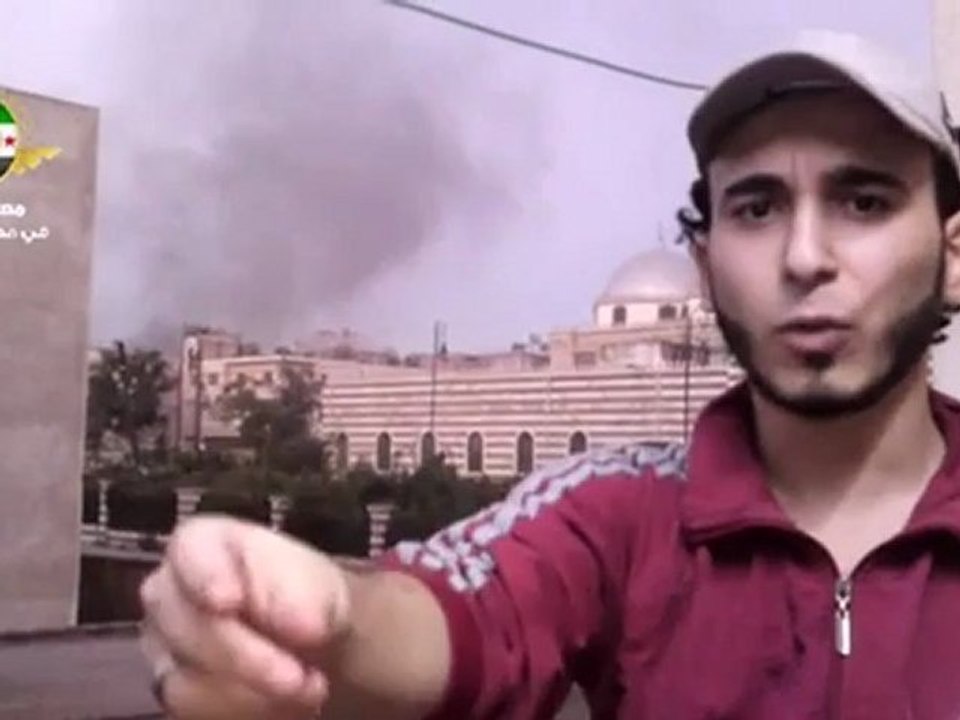 Syria فري برس حمص  المحاصرة تحترق    رسالة الى كل سوري شريف 15 7 2012