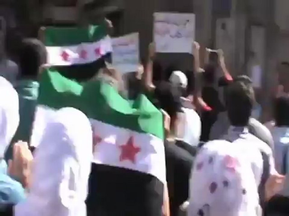 Syria فري برس دمشق  مظاهرة في ساحة الحجاز عقر دار النظام في دمشق 8-8-2012