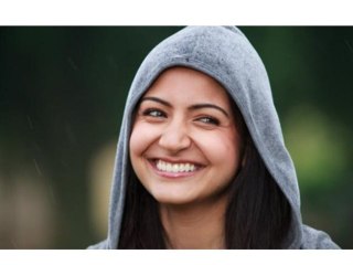 Bollywood Babes - Anushka Sharma Prefers To Dress Up Like Men