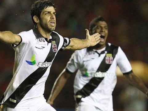 Encore un amour de coup-franc pour Juninho !