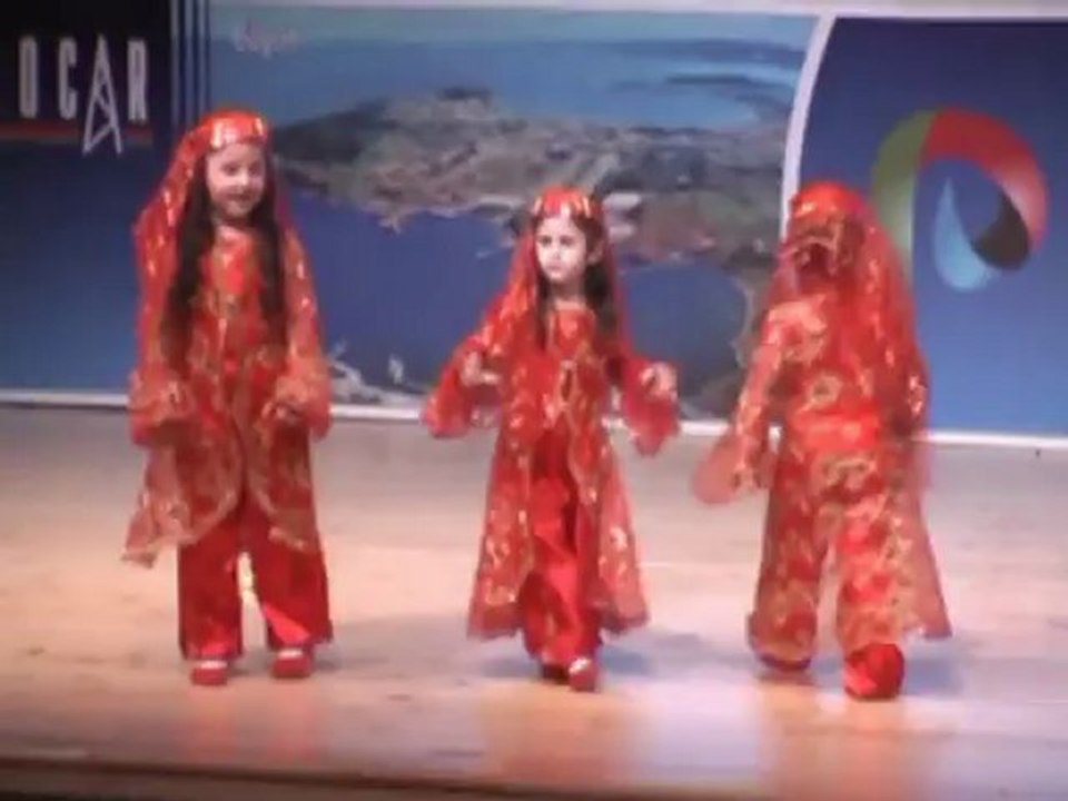 tomurcuk 5 yaş kaşık oyunu