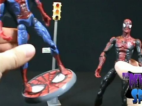 Toy Spot - Hasbro 2008 series Spiderman figure with Streetlight scene