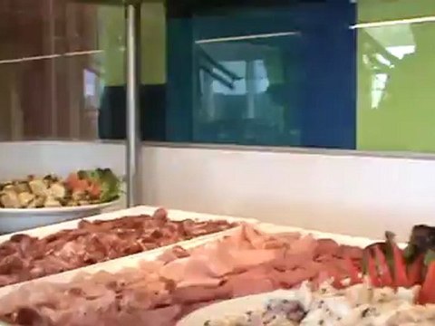 Mein Schiff 2 TUI Cruises die Fellas Hamburg Hafen Restaurant