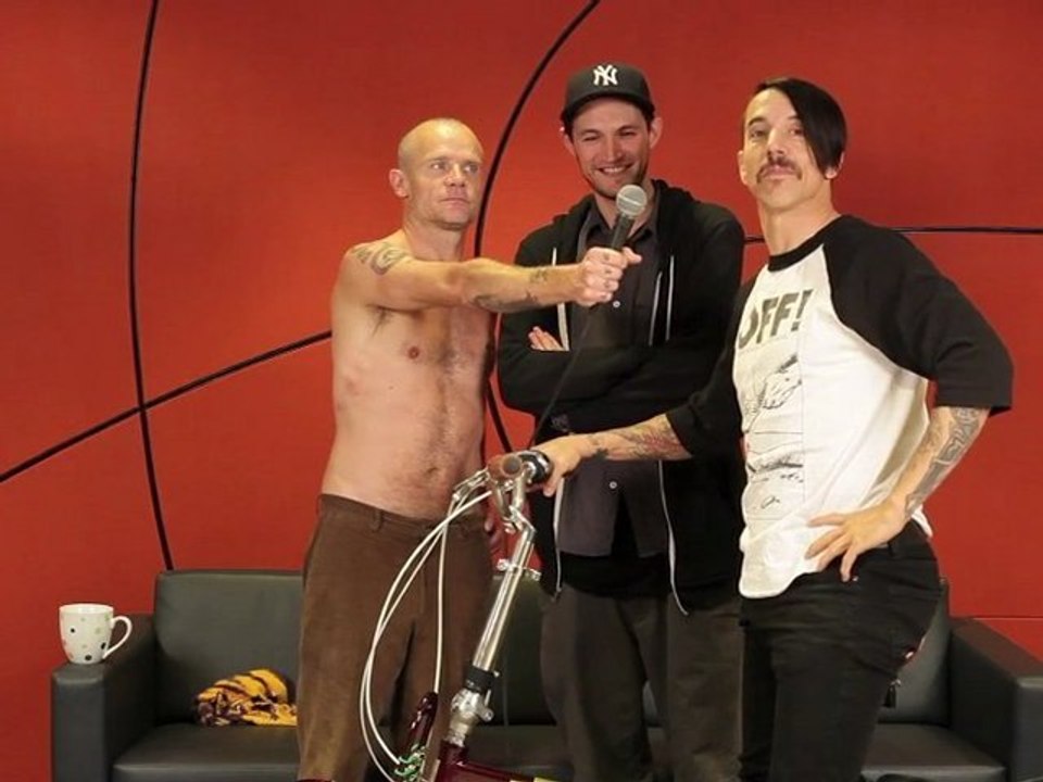 Red Hot Chili Peppers ID - Athens show 4/9