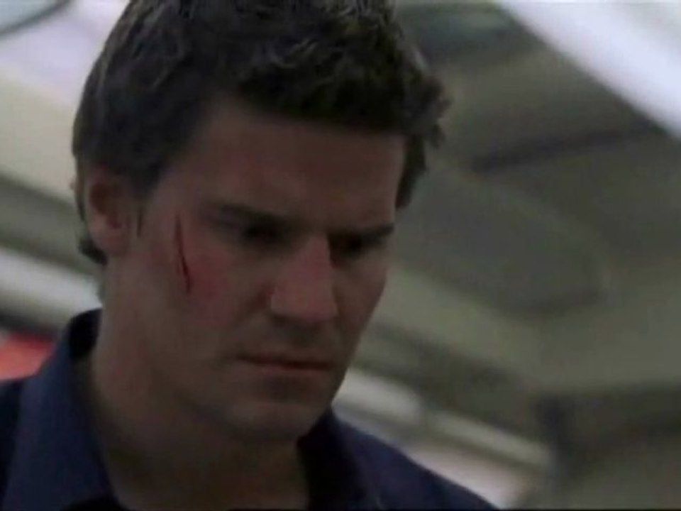 "Angel-Angelus"-Angel Eyes(remix)