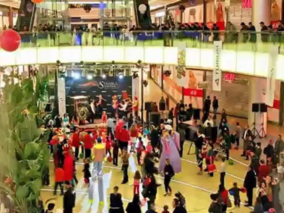 Istanbul Shopping Fest 2012 (HD)  www.firsatagaci.com