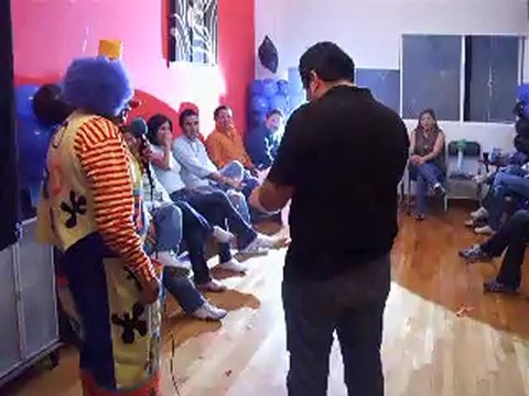 Show de payasos para adultos economicos (tel:8636-1773)