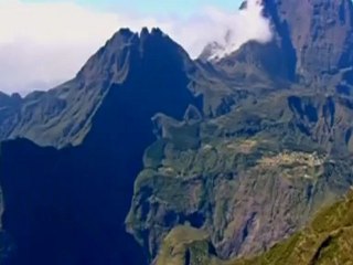 Two Steps from Hell   Heart of Courage