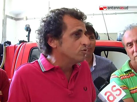 TG 09.08.12 Bari, la caserma dei vigili del fuoco cade a pezzi