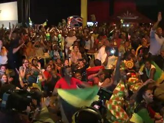 Bolt double thrills Jamaica fans in London