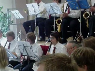 ils tapent des mains