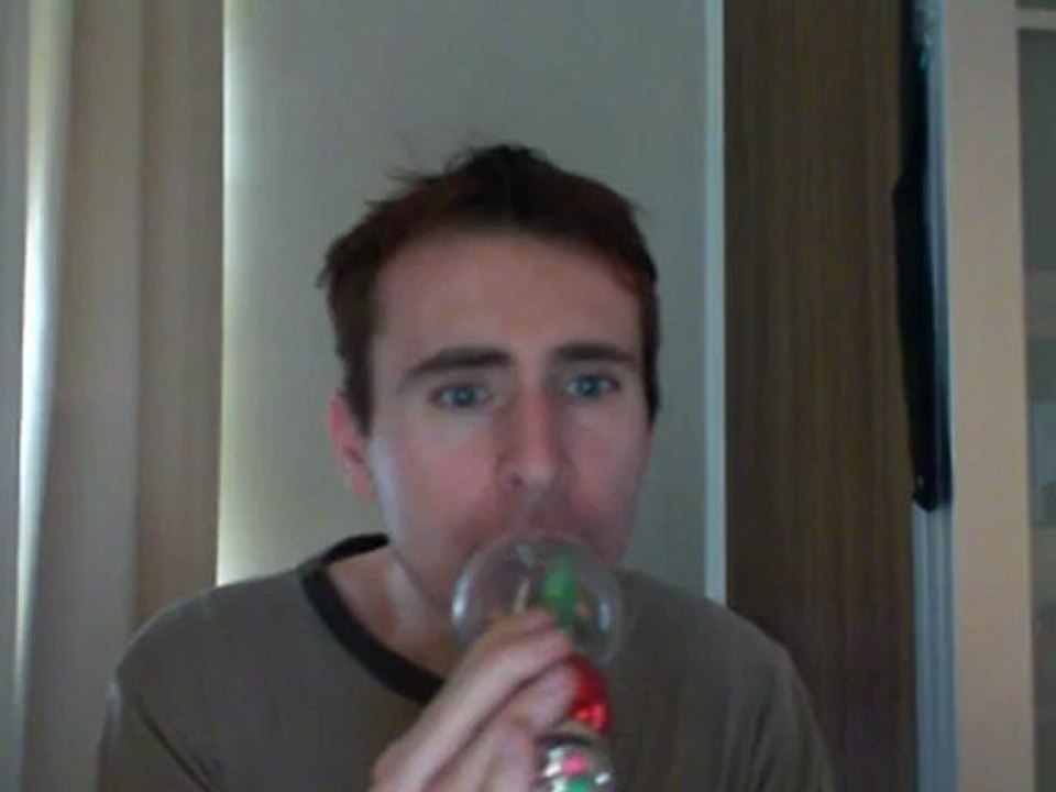 Wiwi égratigne "rock'n'roll tennis" de Karen Cheryl