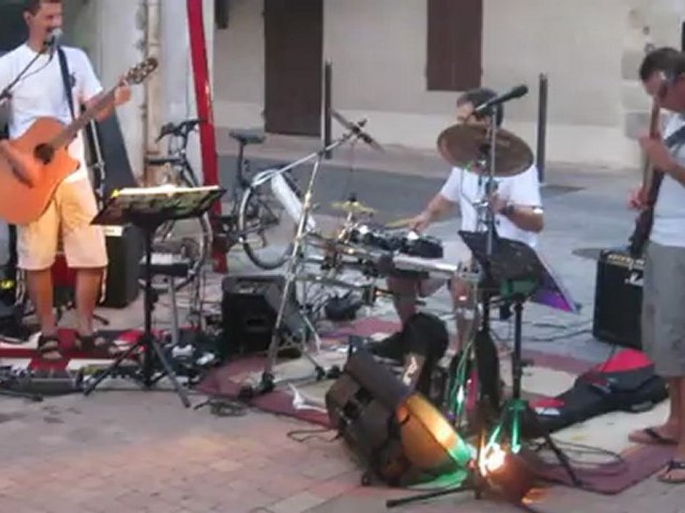 "Angel" de Robbie Williams interpreté par WITNESS