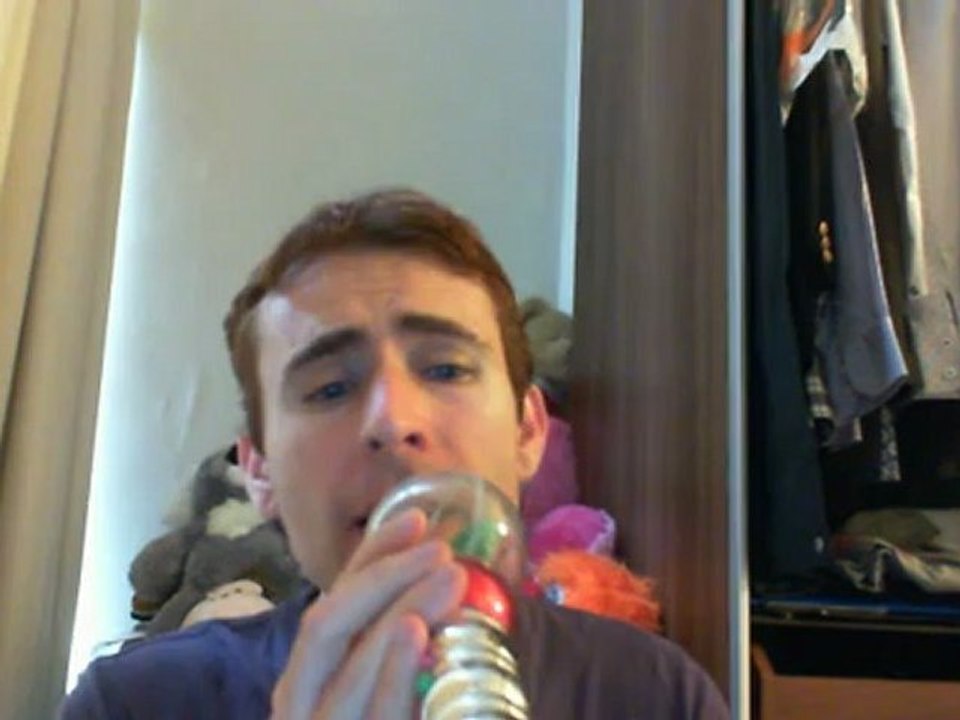 Wiwi égratigne "les vergers" de Brigitte Fontaine & Bertrand Cantat