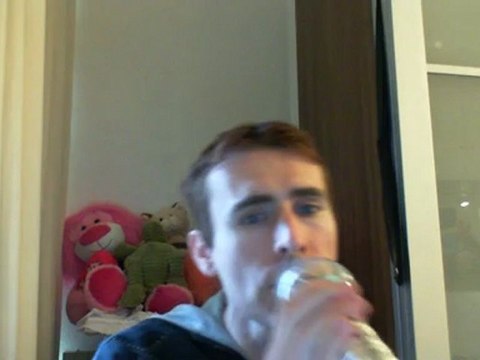 Wiwi égratigne clocks de Coldplay