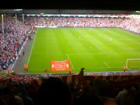 You'll Never Walk Alone FC Liverpool -FC Gomel 9 Aout 2012.