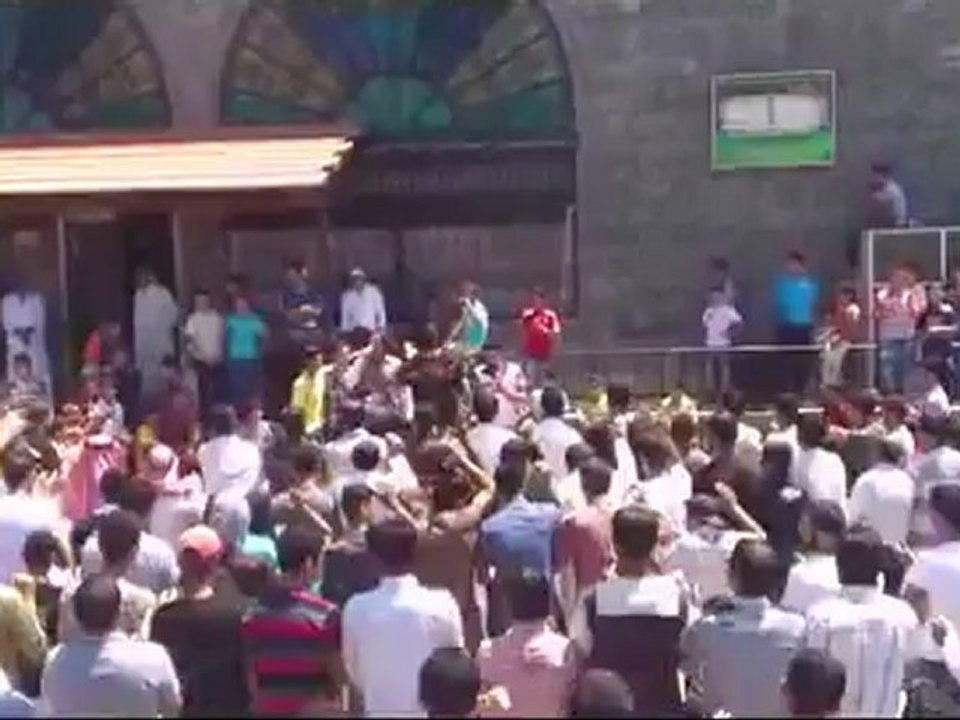 Syria فري برس  درعا ابطع  سند حوران - جمعة سلحونا بمضادات الطيران 10-8-2012 ج2