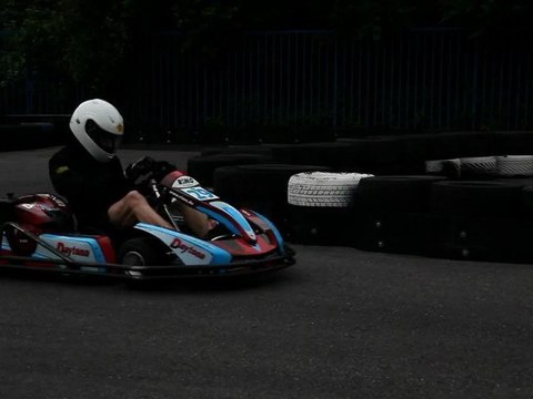 Drei neue iPhone-Modelle für 2013? Apple im Jahr 2013 drei neue iPhone-Modelle vorstellen 10 KART-WM 2012 Christian Langos aus Essen - Oberhausen -MVI_6187