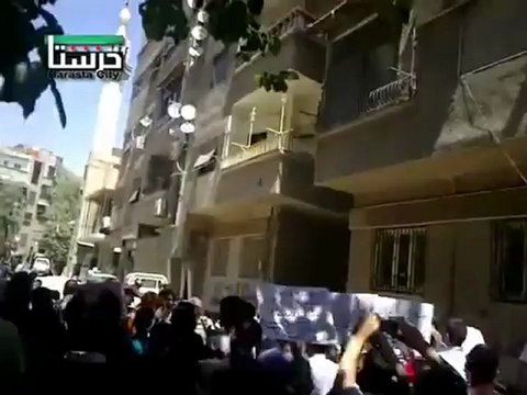 Syria فري برس ريف دمشق حرستا جمعة سلحونا بمضادات الطائرات _ 10-8-2012 _ ج1