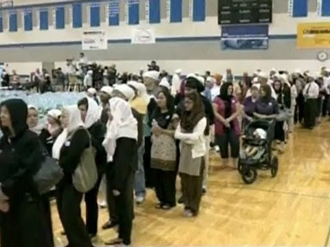 Thousands mourn Sikh victims