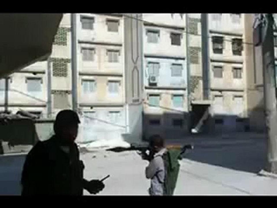 Syria فري برس حلب لواء التوحيد_ عملية اقتحام كازية العامرية 11_8-2012