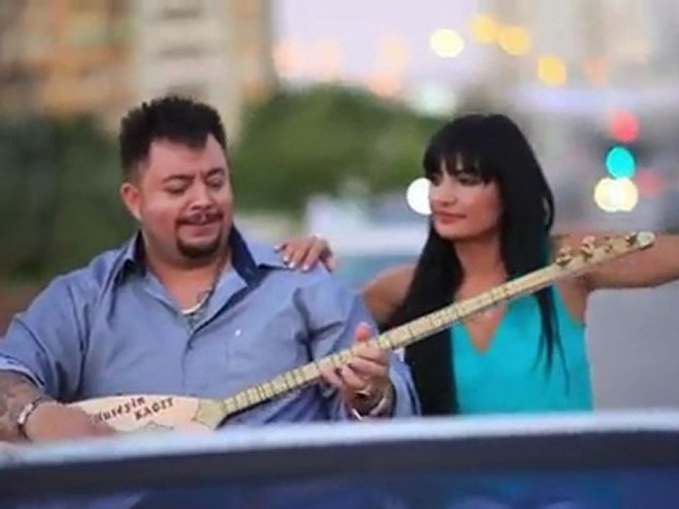 Hüseyin Kağıt - Deli Deli Yeni Klip 2012