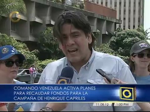 Cada afiche y pendón de Capriles es pagado voluntariamente por los venezolanos