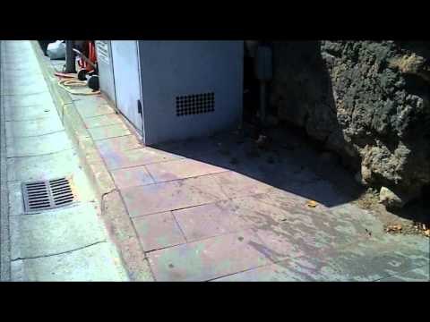 Aversa (CE) - Barriere architettoniche (11.08.12)