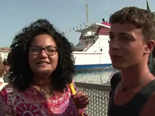 حطام الكونكورديا يتحول منصة للسياح