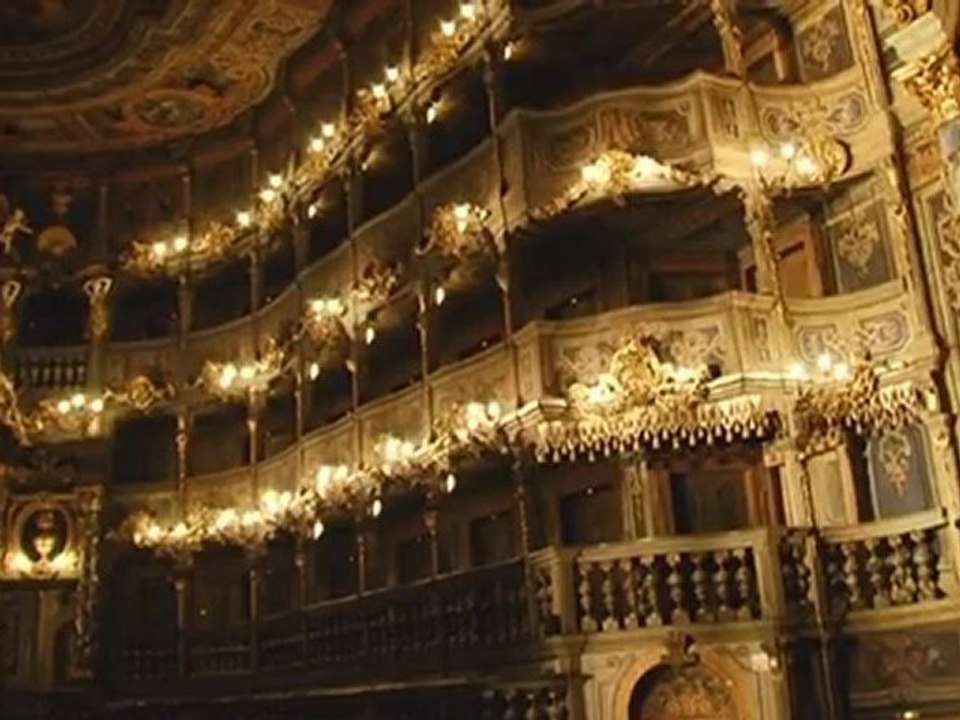 Bayreuth - Welterbe Markgr?fliches Opernhaus | Hin