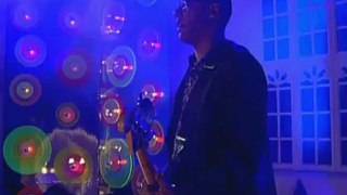 Tears Dry On Their Own (Live on Other Voices, 2006)